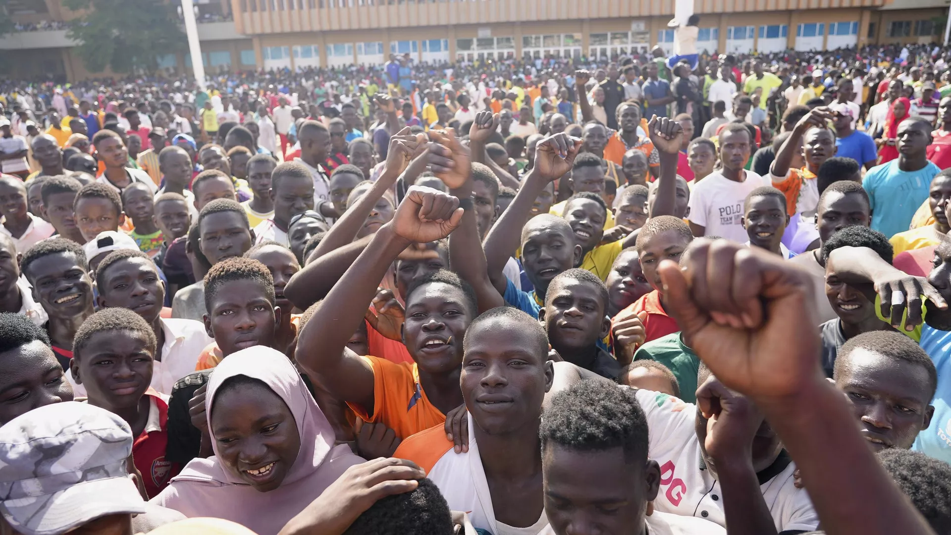 Il faut arrêter de "faire le jeu de l'impérialisme": une marche en soutien au CNSP à Niamey