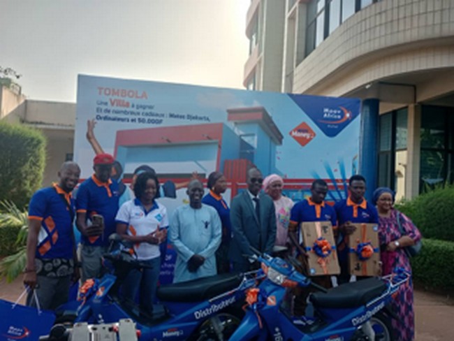 Tombola Villa Moov Money : Six heureux gagnants remportent des lots