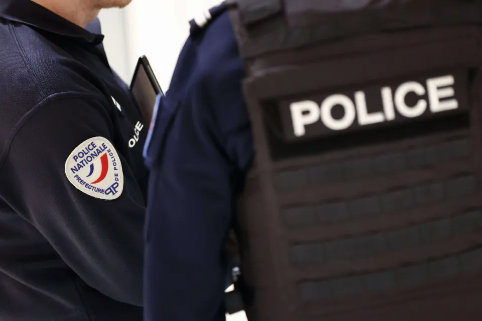 Valence : un entraîneur de football visé par des tirs de fusil d’assaut
