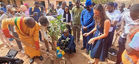 Campagne de la semaine diplomatie climatique européenne Cultur'Elles s'engage pour la lutte contre le changement climatique au Mali !