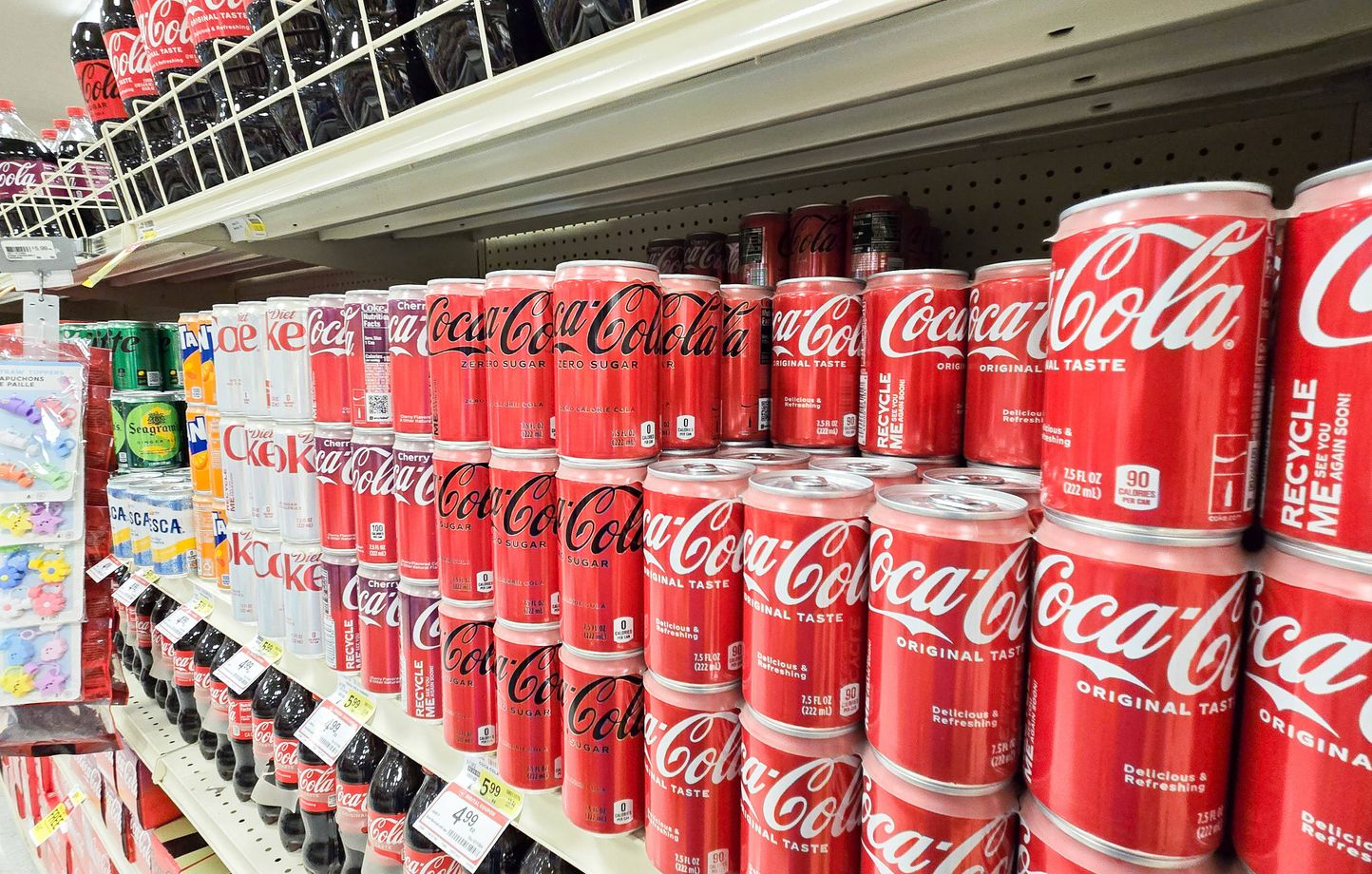 Coca-Cola : Un rappel massif de bouteilles et de canettes lancé en Europe
