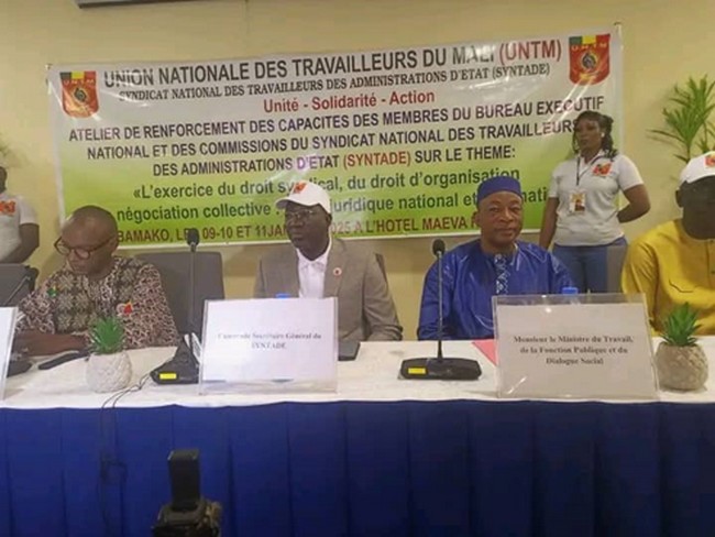 Travailleurs des administrations d'Etat –Syntade : En ordre de bataille