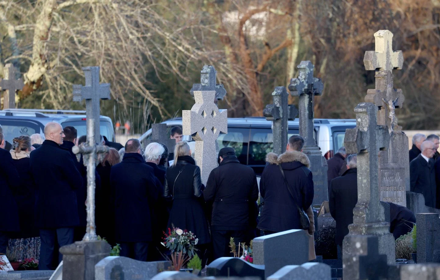 Mort de Jean-Marie Le Pen : Sa tombe vandalisée « à coups de masse » à La Trinité-sur-Mer