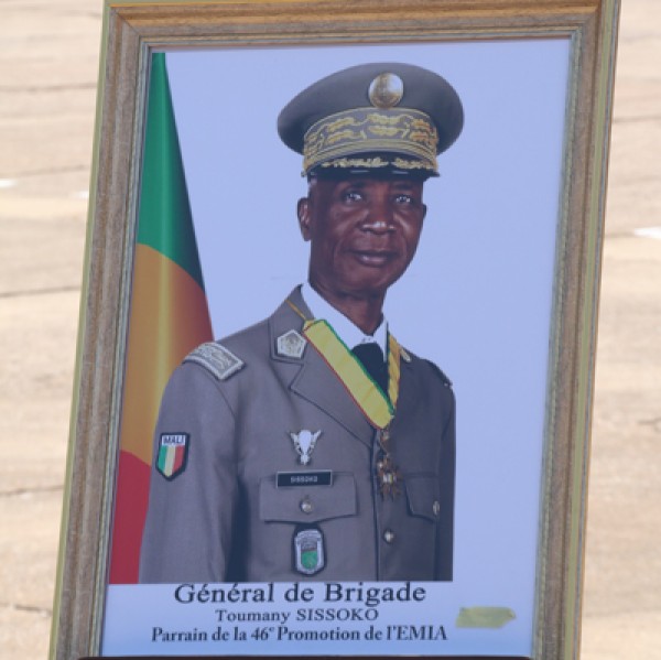 Feu Général de brigade Toumany Sissoko : Une riche carrière militaire et diplomatique