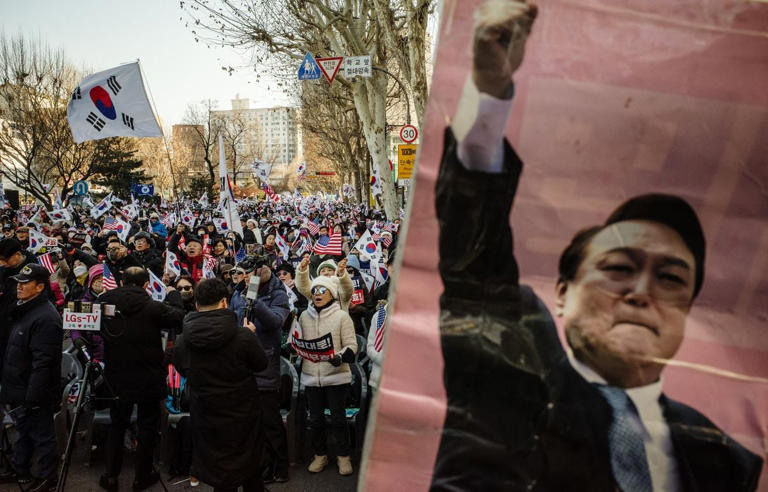 Corée du Sud : Le président Yoon Suk Yeol inculpé pour insurrection après sa tentative d’instaurer la loi martiale