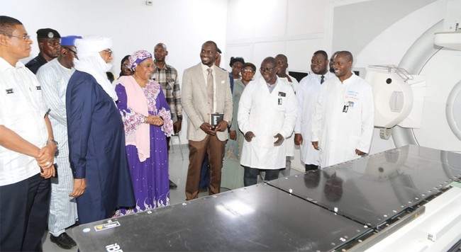 Journée porte ouverte et mise en route de l'accélérateur  linéaire de l'hôpital du Mali : Le cancer désormais traité au Mali !