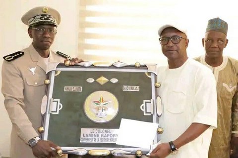 Rénovation du stade Mamadou Diarrah de Koulikoro :  La reconnaissance du comité directeur de  l'AS Nianan au général Assimi Goïta