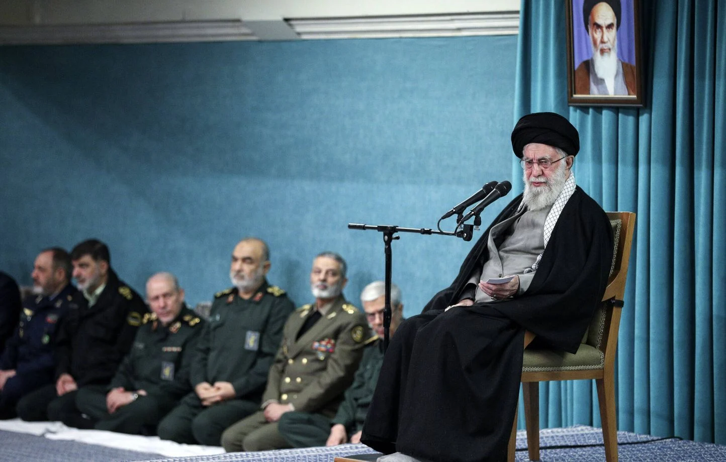 Iran : Les menaces de Trump mettent en colère l’Ayatollah Ali Khamenei