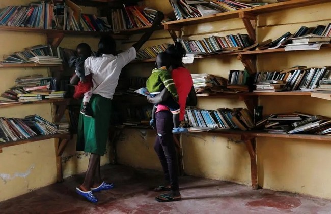 La gestion du temps pour les mères étudiantes :    Un défi face aux solutions inégales et discriminatoires proposées par la société