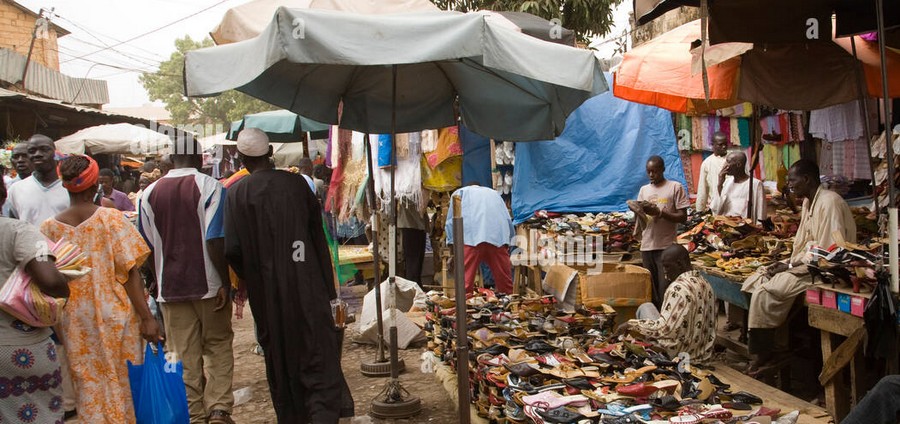Fête de Ramadan : Une ambiance festive dans les marchés mais…