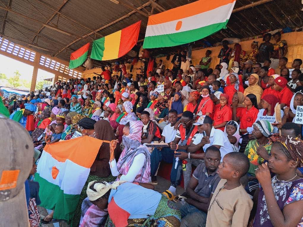 Kayes se lève contre l’agression algérienne : Un soutien massif à la Transition et au Général Goïta !