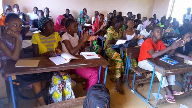 Éducation : Pour  manque récurrent de salles de classe et de tables banc, plus de cours au  Lycée public de Niamakoro