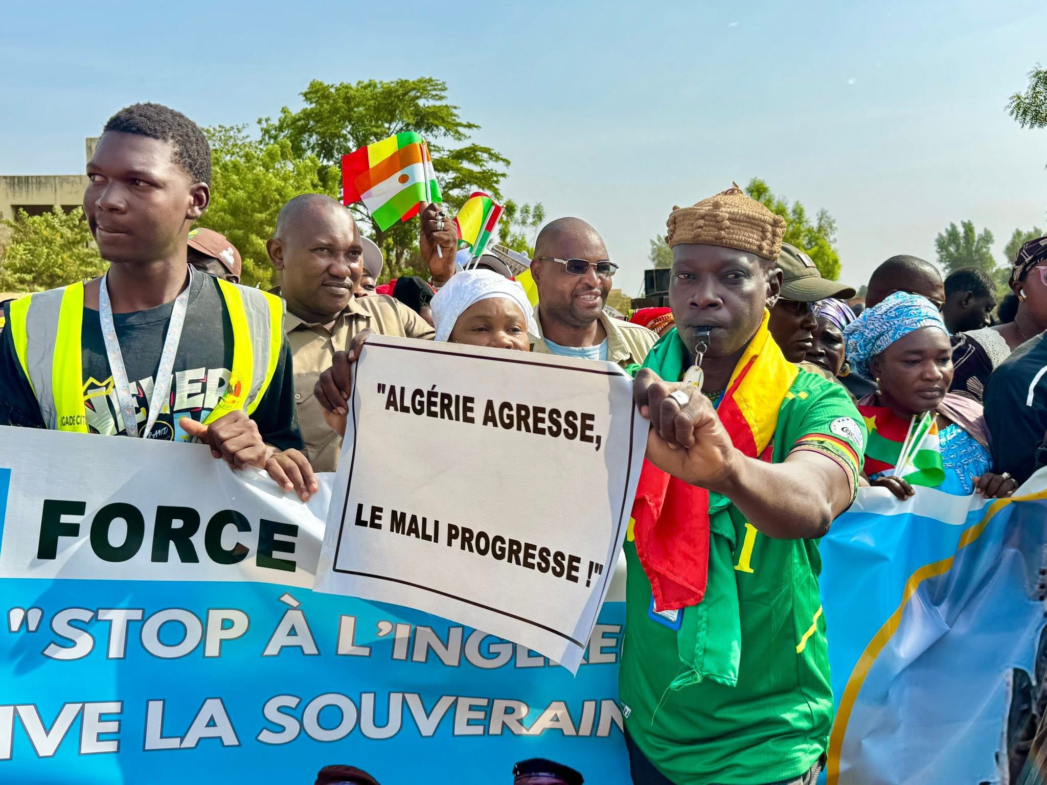 Agression de l’Algérie : La population de Kati mobilisée pour défendre la souveraineté nationale